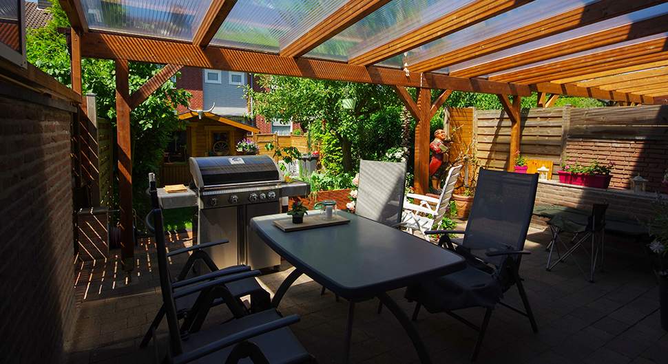 découvrez comment établir un accord harmonieux avec vos voisins pour profiter pleinement de votre terrasse. explorez des conseils pratiques et des exemples pour une cohabitation sereine et agréable.