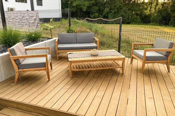 découvrez comment aménager une terrasse sans autorisation tout en respectant les règles et la législation en vigueur. profitez d'un espace extérieur agréable à petit prix, avec des conseils pratiques et des idées créatives pour optimiser votre terrasse en toute légalité.